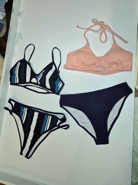 Peach And Navy Ribbed Cupshe Bikini